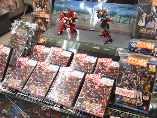 ゲーマーズ本店4F プラモデルを使ったキョウスケvs ゼンガーのジオラマ