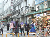 中央通りでの撮影後は別の場所に行ってた
