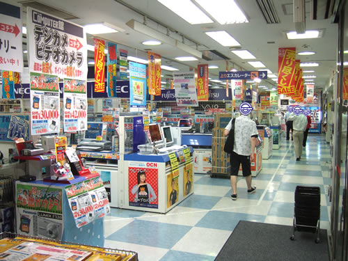 ラオックスのザ・コンピュータ館(ザ・コン)の1F
