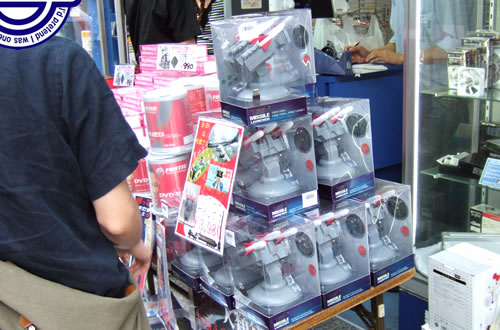 「ミサイルはミサイルで!」 USBミサイルランチャー増産中?