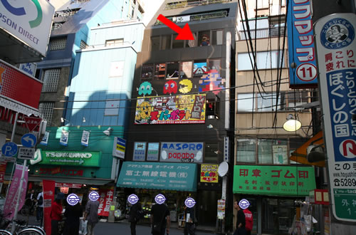 「マリオ様が見てる(見られてる)」